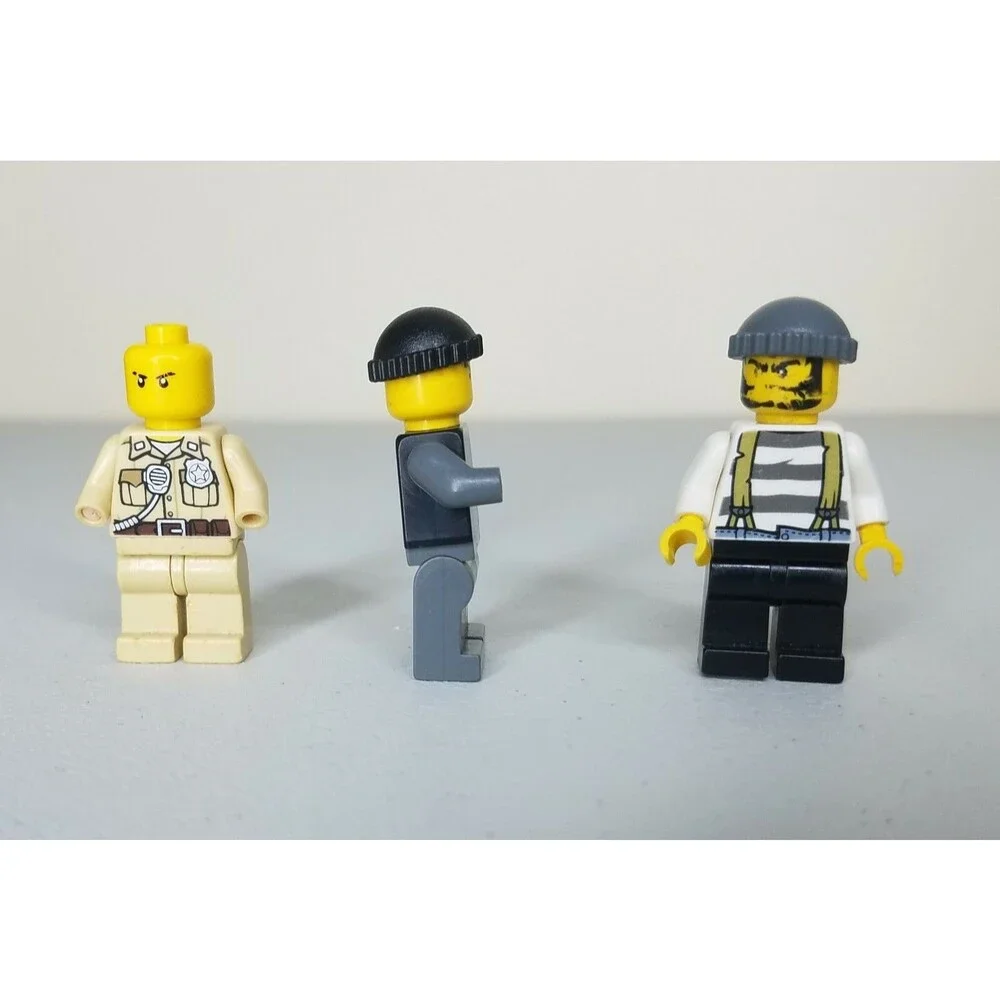 LEGO City Forest Police Cop Ranger & Robbers Minifigure Lot